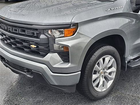 Used 2026 Chevrolet Silverado 1500 Custom image 10