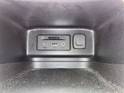 Certified 2022 Chevrolet Equinox LT image 30