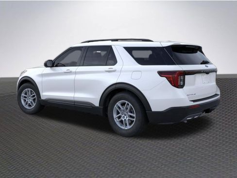 New 2026 Ford Explorer Active w/ Active Comfort Package RWD image 4