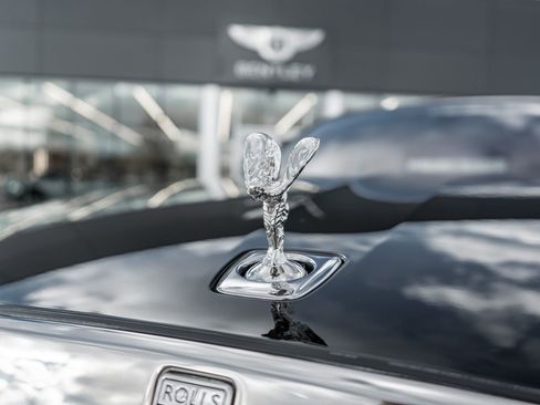 Used 2022 Rolls-Royce Ghost w/ Ghost Package image 24