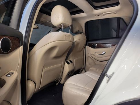 Used 2018 Mercedes-Benz GLC 300 image 41