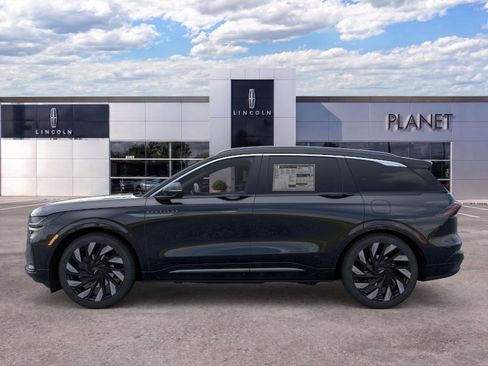 New 2026 Lincoln Nautilus Black Label w/ Jet Appearance Package AWD/4WD image 3
