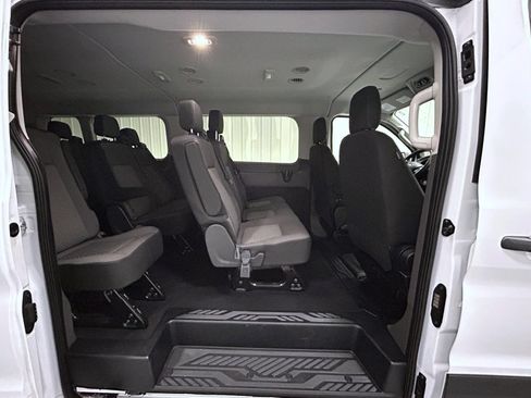 Used 2025 Ford Transit 350 XLT RWD image 17