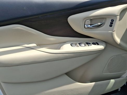 Used 2019 Nissan Murano Platinum AWD/4WD image 12