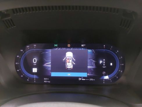 Used 2022 Volvo XC60 B6 R-Design w/ Advanced Package image 20