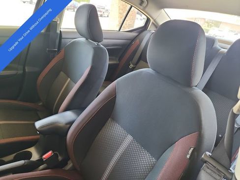 Used 2024 Nissan Versa SR FWD image 11
