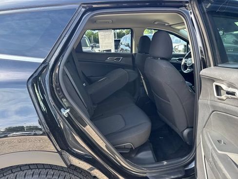 Certified 2024 Kia Sportage LX AWD/4WD image 10