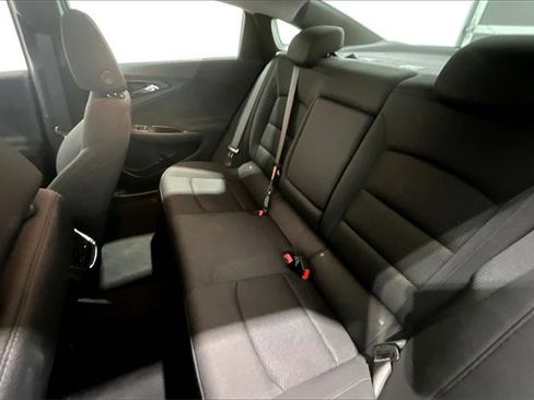 Used 2023 Chevrolet Malibu LT image 23