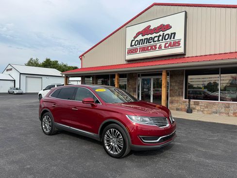 Used 2016 Lincoln MKX Reserve w/ Technology Package AWD/4WD image 2