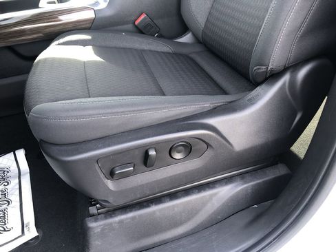 Used 2024 Chevrolet Silverado 2500 LT w/ Convenience Package image 14