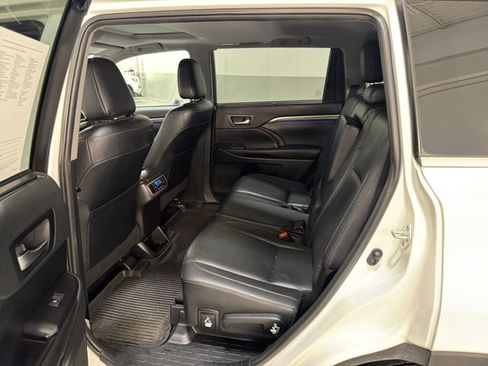 Used 2019 Toyota Highlander Limited AWD/4WD image 8