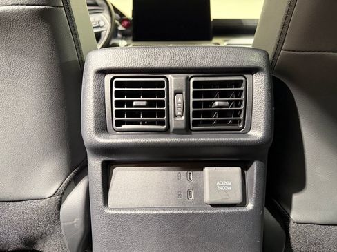 Certified 2025 Toyota 4Runner 4WD image 22
