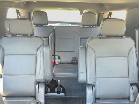 Used 2023 GMC Yukon Denali AWD/4WD image 12