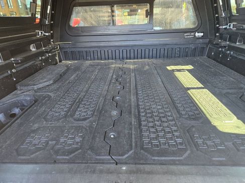 Used 2018 Toyota Tacoma TRD Sport w/ Technology Package image 20