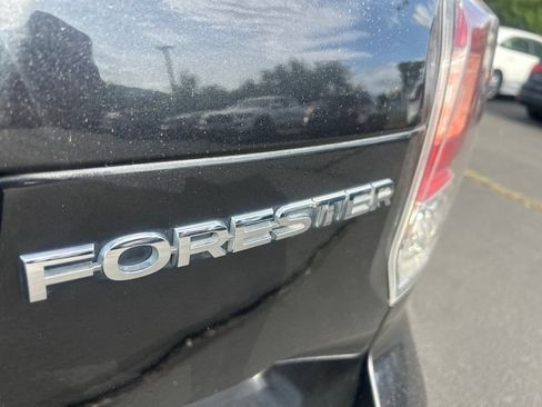 Used 2018 Subaru Forester 2.5i Premium w/ All-Weather Package AWD/4WD image 8