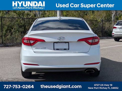 Used 2016 Hyundai Sonata SE image 4
