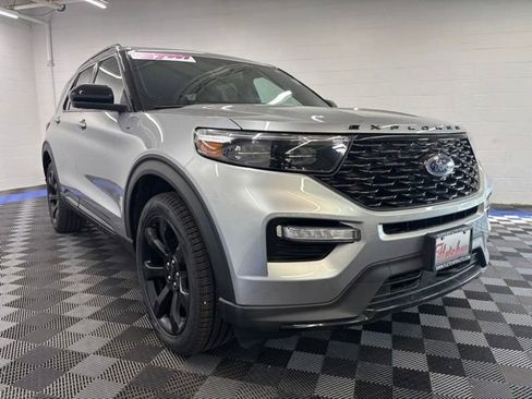 Used 2023 Ford Explorer ST-Line w/ Class IV Trailer Tow Package image 12