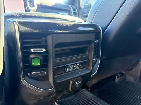 Used 2022 RAM 3500 Laramie w/ Night Edition image 13
