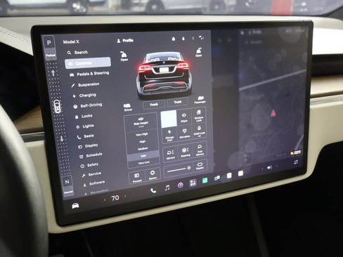 Used 2023 Tesla Model X AWD/4WD image 31