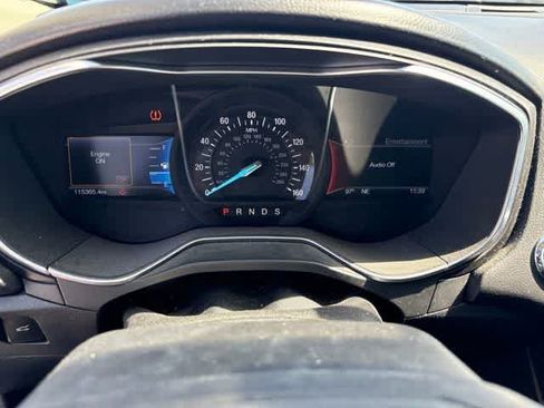 Used 2017 Ford Fusion Titanium FWD image 15
