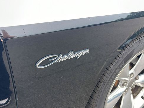 Used 2013 Dodge Challenger R/T RWD image 11