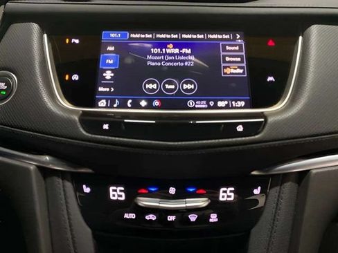 Used 2024 Cadillac XT6 Luxury AWD/4WD image 42