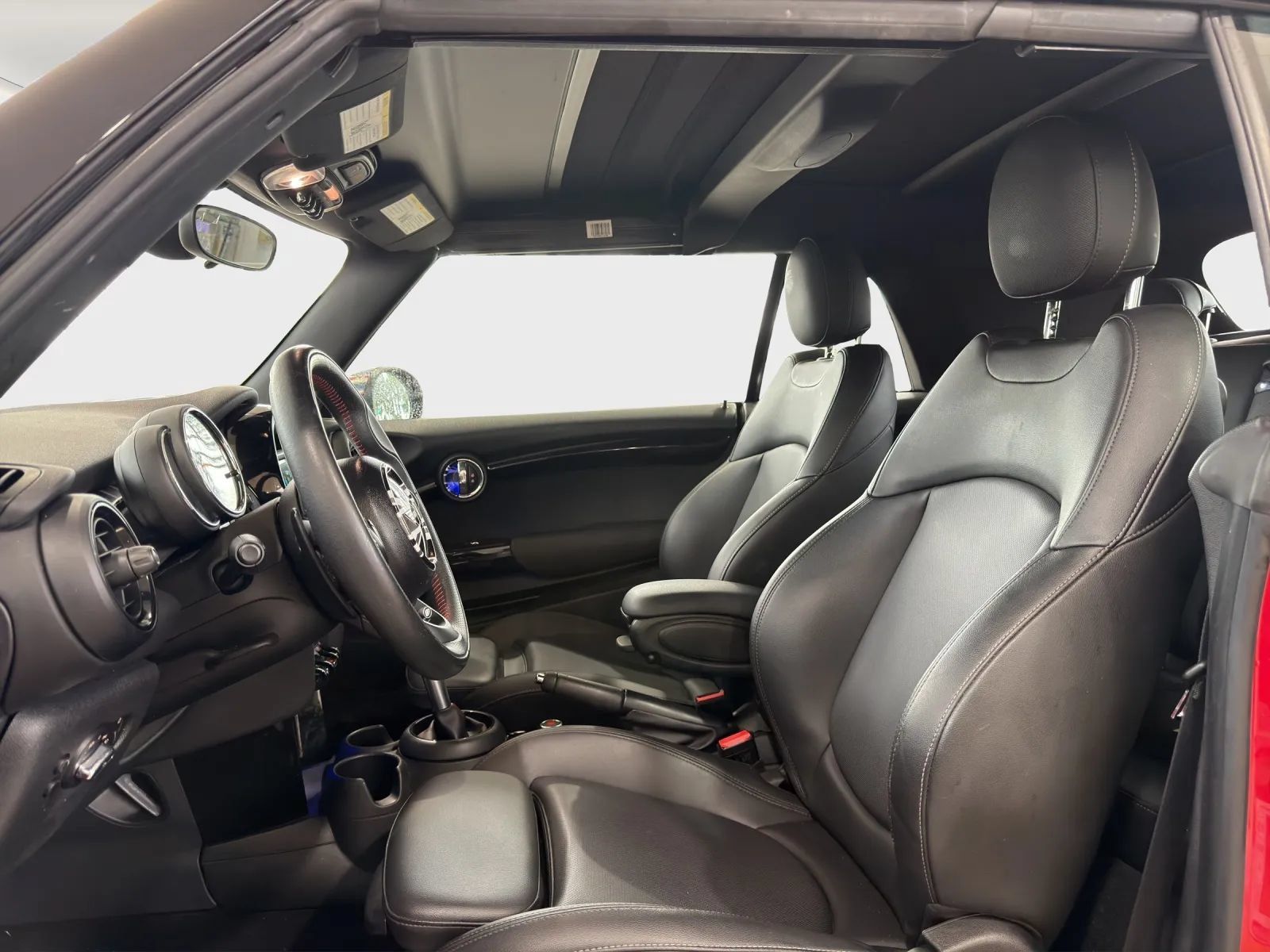 Used 2019 MINI Cooper S FWD image 8