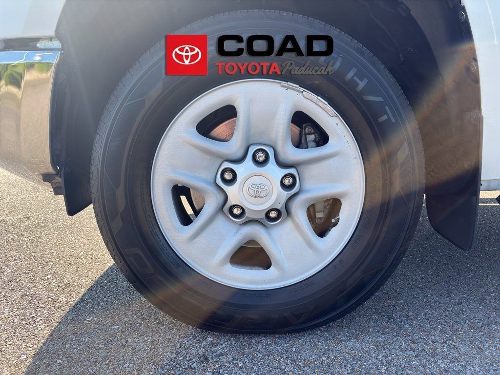 Used 2018 Toyota Tundra SR5 w/ SR5 Upgrade Package AWD/4WD image 8