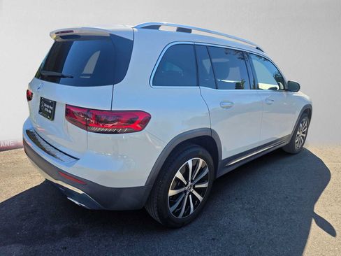 Certified 2023 Mercedes-Benz GLB 250 image 3