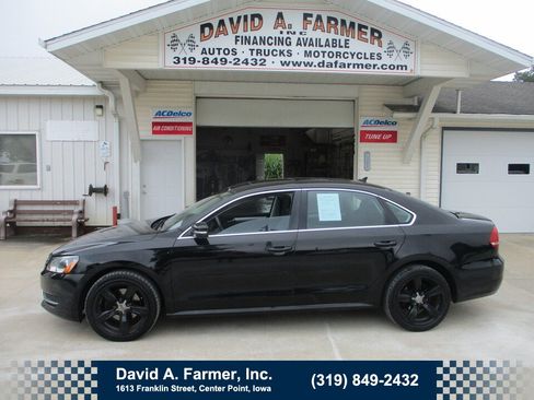 Used 2013 Volkswagen Passat 2.5 SE FWD image 1