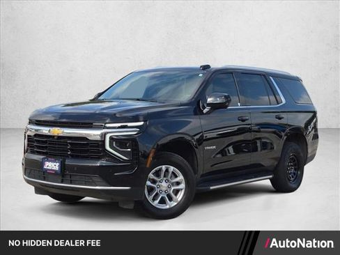 Used 2025 Chevrolet Tahoe LS RWD image 1