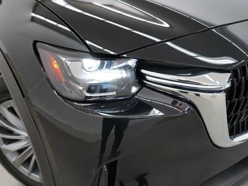 Used 2024 MAZDA CX-90 Plug-In Hybrid w/ Preferred image 4