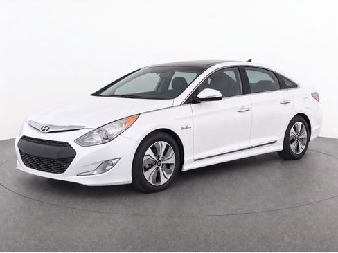 Used 2015 Hyundai Sonata Limited w/ Option Group 02 FWD image 3
