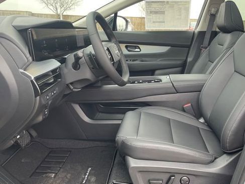 New 2025 Nissan Murano SL image 13