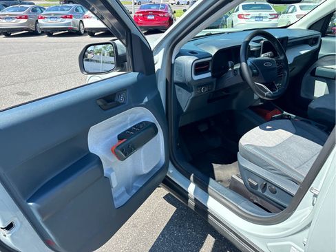 Used 2022 Ford Maverick XLT w/ XLT Luxury Package FWD image 7