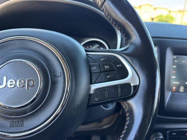 Used 2018 Jeep Compass Latitude w/ Popular Equipment Group FWD image 28