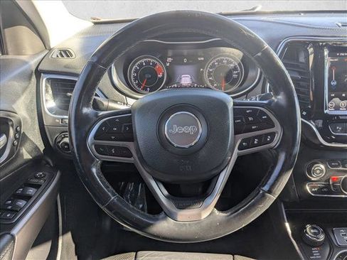 Used 2019 Jeep Cherokee Limited w/ Luxury Group image 12