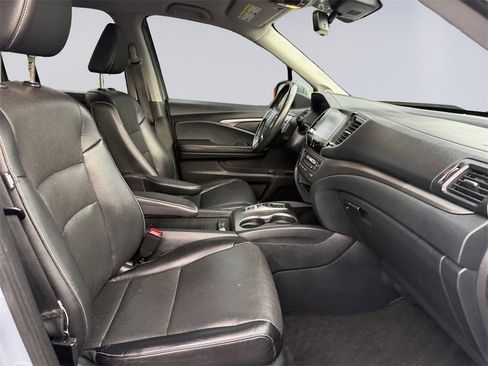 Used 2022 Honda Ridgeline RTL image 17