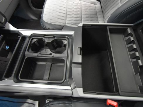 Used 2024 Ford F250 Limited AWD/4WD image 26