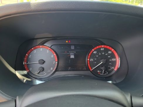 Used 2023 Nissan Frontier PRO-4X w/ Technology Package image 21