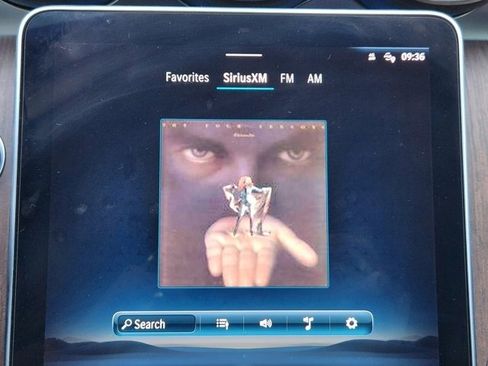 Used 2024 Mercedes-Benz C 300 Sedan image 15