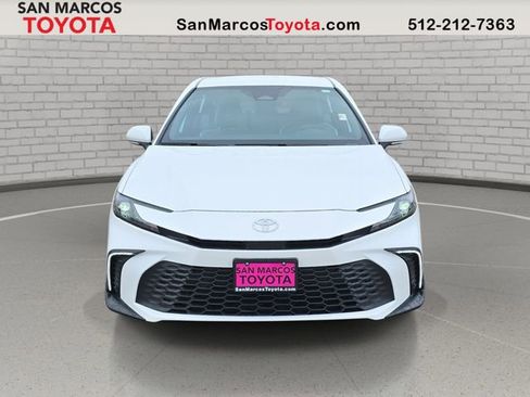Used 2026 Toyota Camry SE w/ Convenience Package image 2