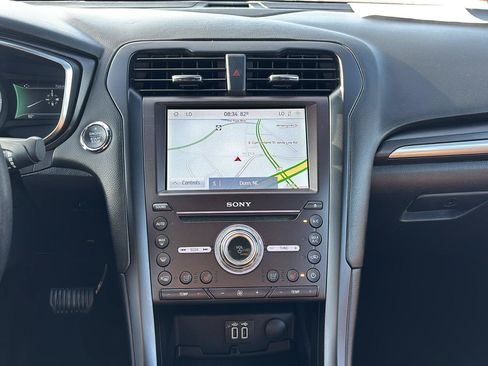 Used 2020 Ford Fusion Titanium FWD image 15