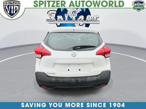 Used 2020 Nissan Kicks S image 8