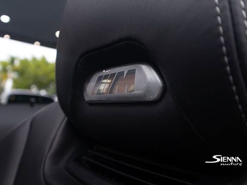 Used 2017 BMW M4 Convertible image 36