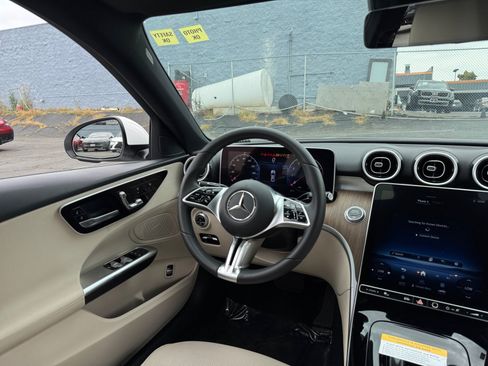 Used 2024 Mercedes-Benz C 300 Sedan image 21
