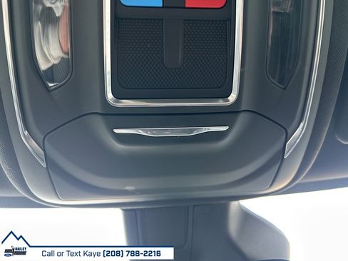 Used 2024 Jeep Grand Cherokee L Laredo image 38