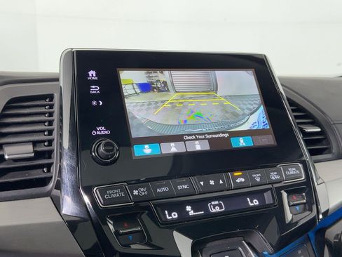 Used 2024 Honda Odyssey Touring image 25