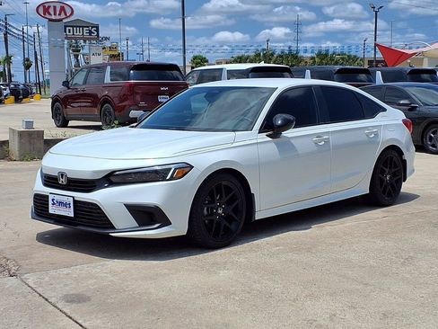 Used 2024 Honda Civic Sport image 4