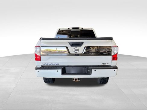 Used 2017 Nissan Titan Platinum Reserve AWD/4WD image 5